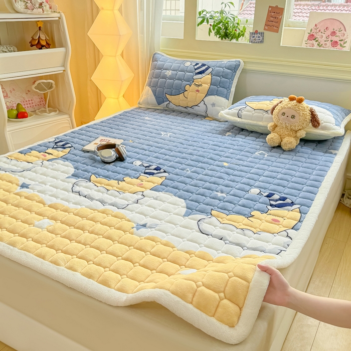 91家纺网 家纺一手货源 找家纺 优品惠 2025新款牛奶绒床垫床褥垫子床护垫冬季加绒加厚夹棉床盖 月亮萌宝