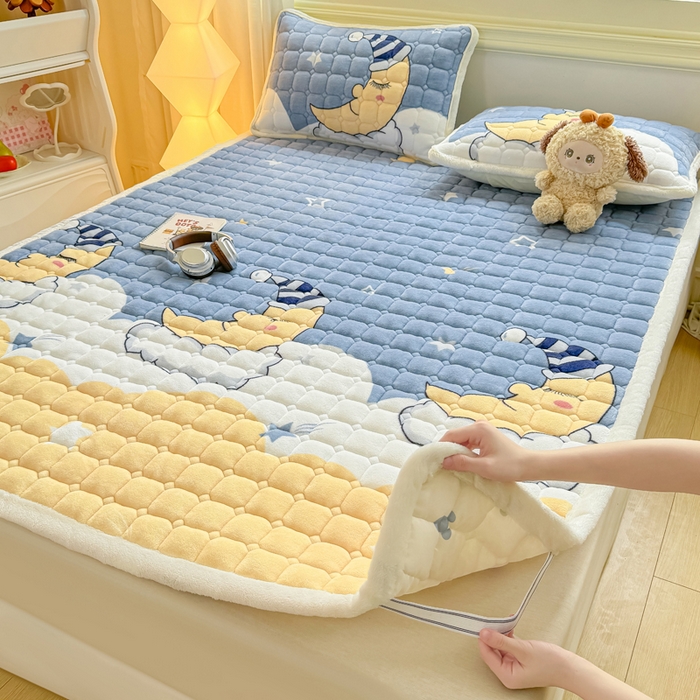 91家纺网 家纺一手货源 找家纺 优品惠 2025新款牛奶绒床垫床褥垫子床护垫冬季加绒加厚夹棉床盖 月亮萌宝