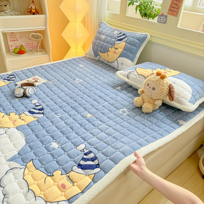 91家纺网 家纺一手货源 找家纺 优品惠 2025新款牛奶绒床垫床褥垫子床护垫冬季加绒加厚夹棉床盖 月亮萌宝