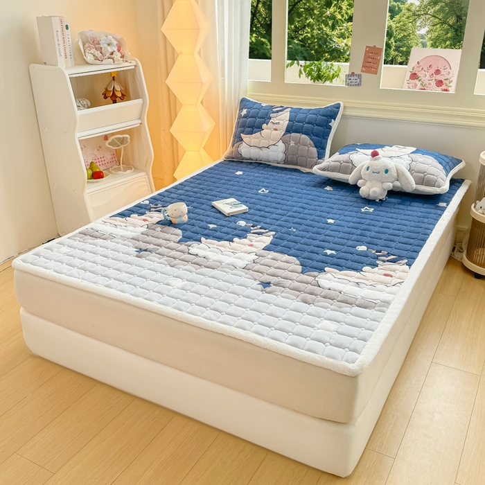 91家纺网 家纺一手货源 找家纺 优品惠 2025新款牛奶绒床垫床褥垫子床护垫冬季加绒加厚夹棉床盖 月亮蓝