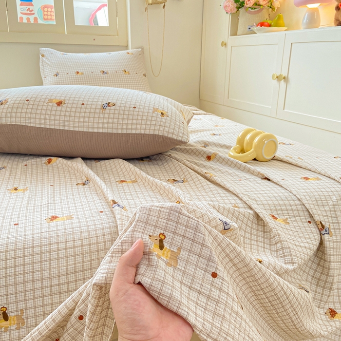 91家纺网 家纺一手货源 找家纺 夜笙家纺 2025新款110克水洗棉双层纱单床单系列 巴克小狗