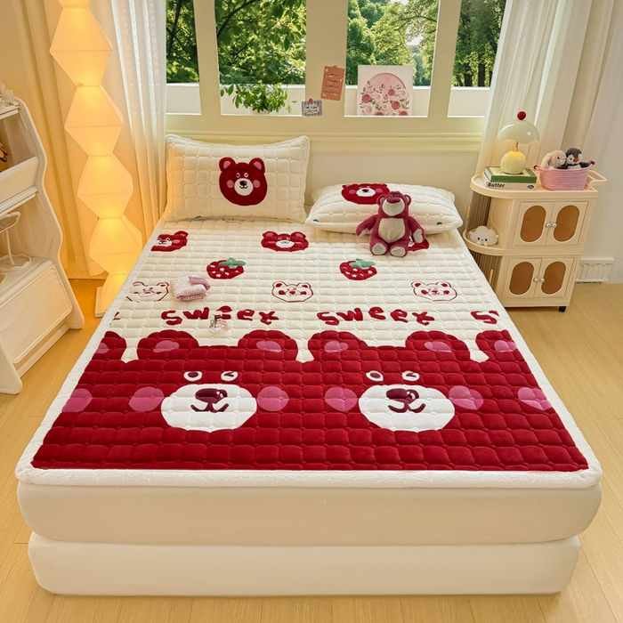 91家纺网 家纺一手货源 找家纺 优品惠 2025新款牛奶绒床垫床褥垫子床护垫冬季加绒加厚夹棉床盖 可爱熊