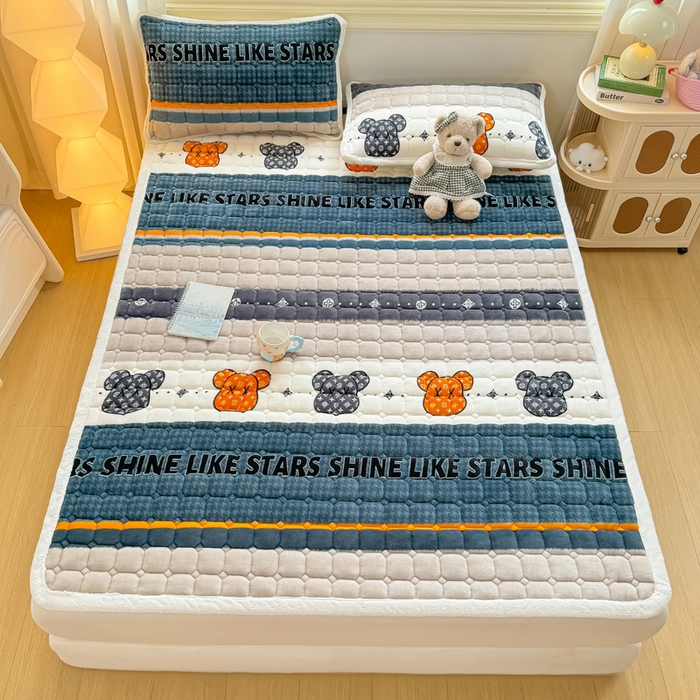 91家纺网 家纺一手货源 找家纺 优品惠 2025新款牛奶绒床垫床褥垫子床护垫冬季加绒加厚夹棉床盖 都市潮熊