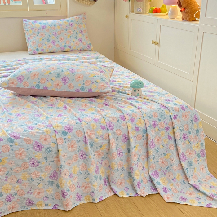 91家纺网 家纺一手货源 找家纺 夜笙家纺 2025新款110克水洗棉双层纱单床单系列 花海-蓝