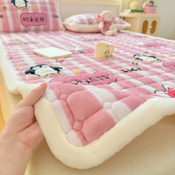 91家纺网 家纺一手货源 找家纺 优品惠 2025新款牛奶绒床垫床褥垫子床护垫冬季加绒加厚夹棉床盖 发财暴富