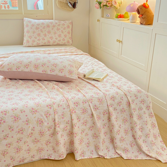 91家纺网 家纺一手货源 找家纺 夜笙家纺 2025新款110克水洗棉双层纱单床单系列 花束粉