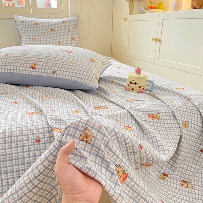 91家纺网 家纺一手货源 找家纺 夜笙家纺 2025新款110克水洗棉双层纱单床单系列 卡皮巴拉-蓝