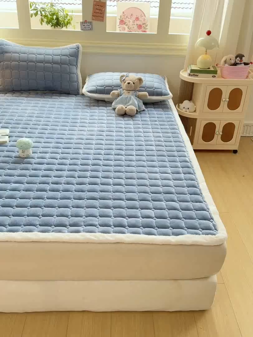 91家纺网 家纺一手货源 找家纺 优品惠 2025新款牛奶绒床垫床褥垫子床护垫冬季加绒加厚夹棉床盖 灰蓝