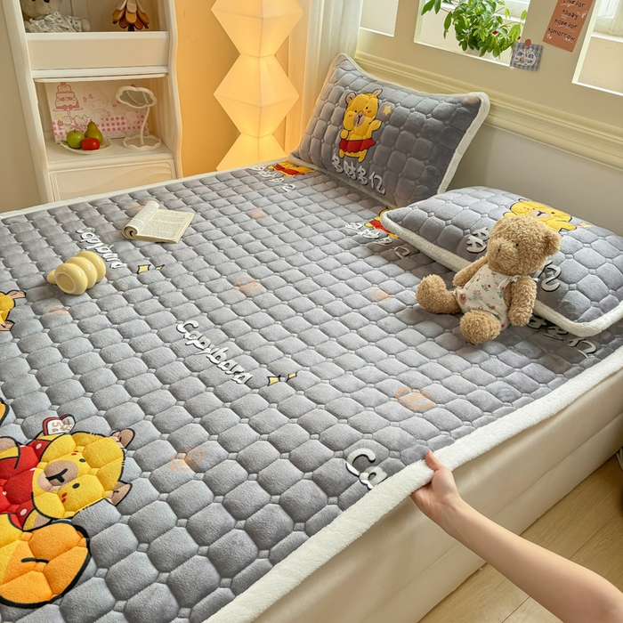 91家纺网 家纺一手货源 找家纺 优品惠 2025新款牛奶绒床垫床褥垫子床护垫冬季加绒加厚夹棉床盖 卡皮巴拉