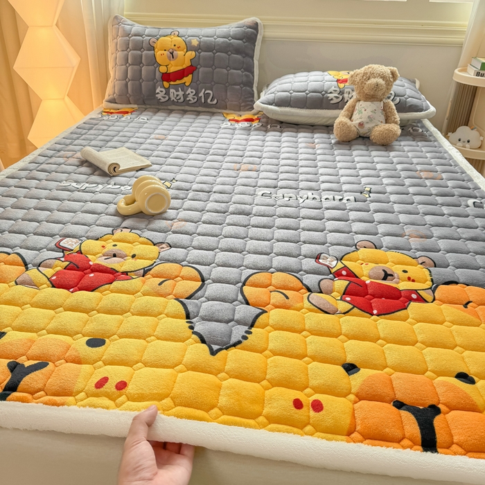 91家纺网 家纺一手货源 找家纺 优品惠 2025新款牛奶绒床垫床褥垫子床护垫冬季加绒加厚夹棉床盖 卡皮巴拉