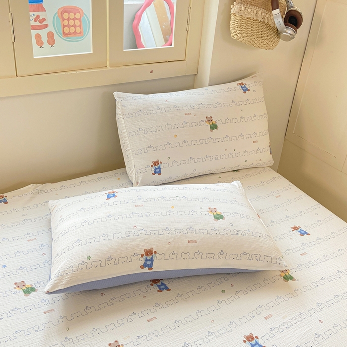 91家纺网 家纺一手货源 找家纺 夜笙家纺 2025新款110克水洗棉双层纱单床单系列 熊熊乐园