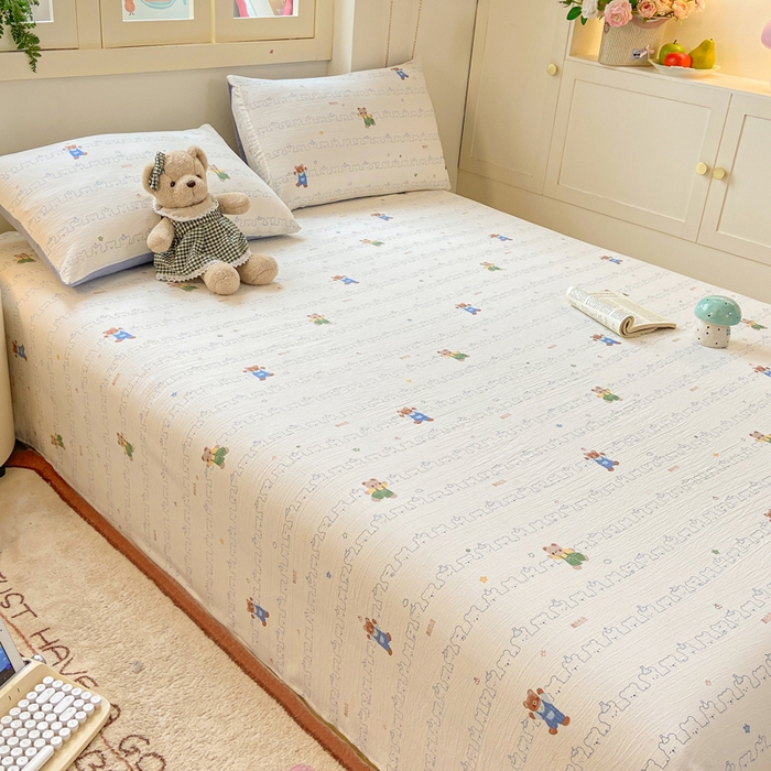 91家纺网 家纺一手货源 找家纺 夜笙家纺 2025新款110克水洗棉双层纱单床单系列 熊熊乐园