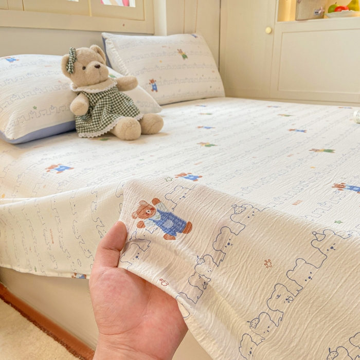 91家纺网 家纺一手货源 找家纺 夜笙家纺 2025新款110克水洗棉双层纱单床单系列 熊熊乐园