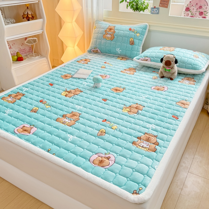 91家纺网 家纺一手货源 找家纺 优品惠 2025新款牛奶绒床垫床褥垫子床护垫冬季加绒加厚夹棉床盖 卡皮巴拉蓝