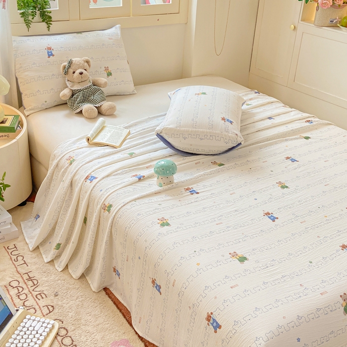 91家纺网 家纺一手货源 找家纺 夜笙家纺 2025新款110克水洗棉双层纱单床单系列 熊熊乐园