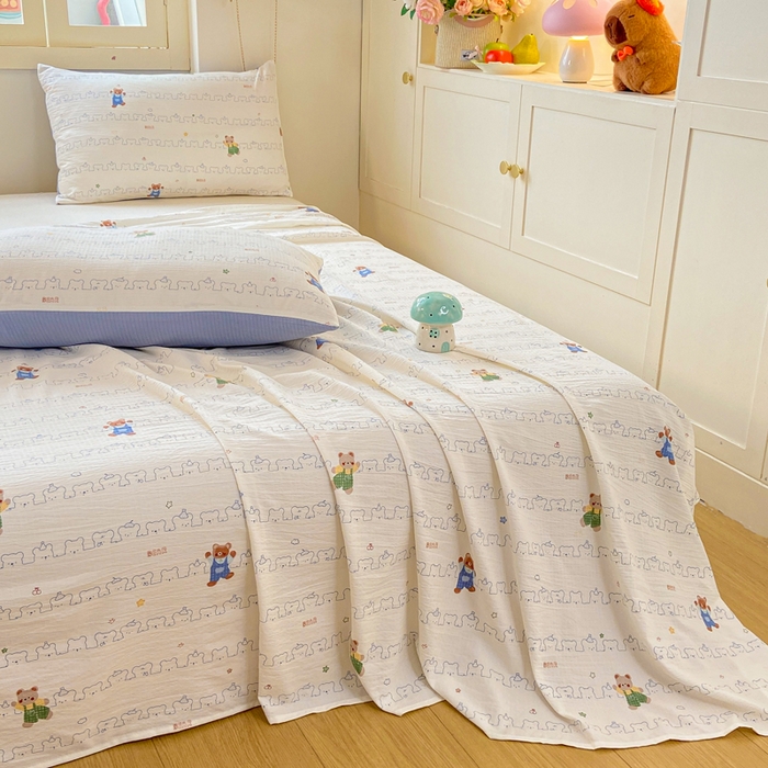 91家纺网 家纺一手货源 找家纺 夜笙家纺 2025新款110克水洗棉双层纱单床单系列 熊熊乐园