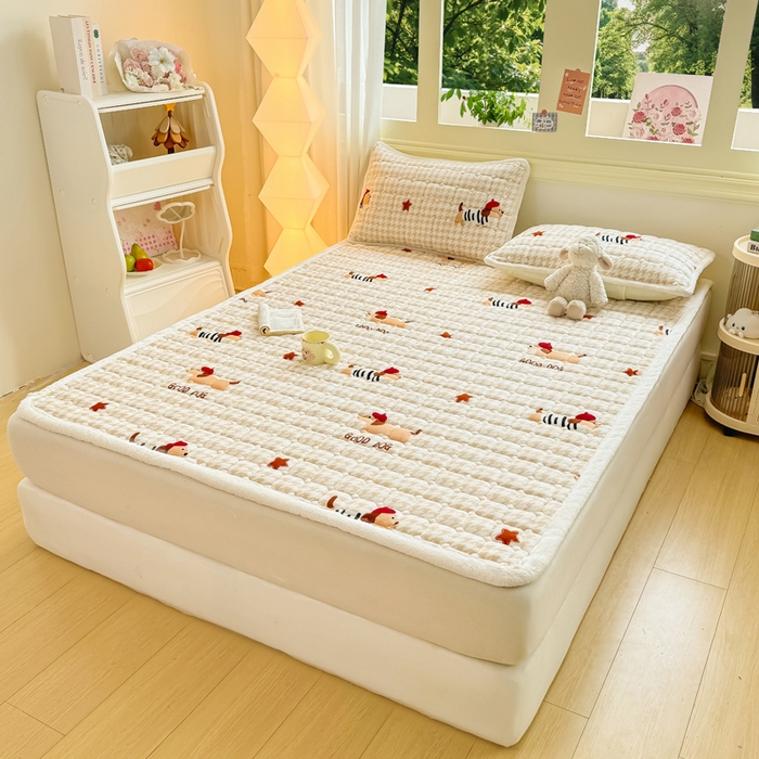 91家纺网 家纺一手货源 找家纺 优品惠 2025新款牛奶绒床垫床褥垫子床护垫冬季加绒加厚夹棉床盖 腊肠狗