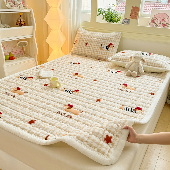 91家纺网 家纺一手货源 找家纺 优品惠 2025新款牛奶绒床垫床褥垫子床护垫冬季加绒加厚夹棉床盖 腊肠狗