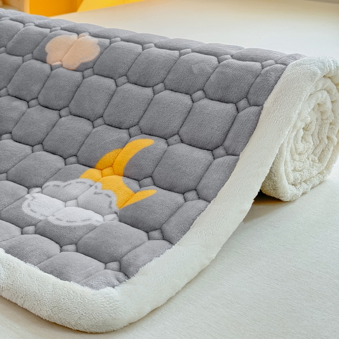 91家纺网 家纺一手货源 找家纺 优品惠 2025新款牛奶绒床垫床褥垫子床护垫冬季加绒加厚夹棉床盖 星月织梦灰