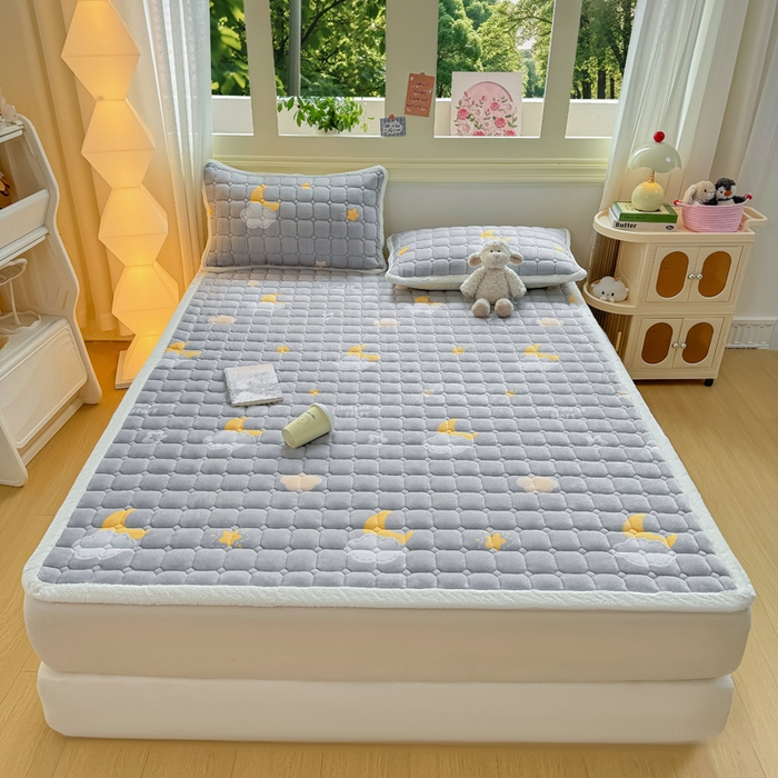 91家纺网 家纺一手货源 找家纺 优品惠 2025新款牛奶绒床垫床褥垫子床护垫冬季加绒加厚夹棉床盖 星月织梦灰