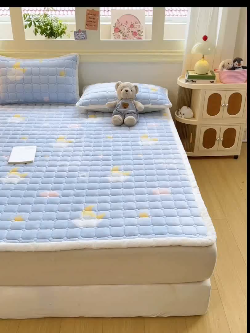 91家纺网 家纺一手货源 找家纺 优品惠 2025新款牛奶绒床垫床褥垫子床护垫冬季加绒加厚夹棉床盖 星月织梦蓝