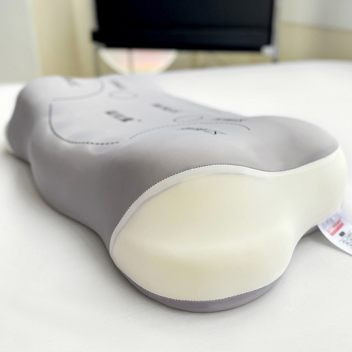 91家纺网 家纺一手货源 找家纺 （总）乐窝家纺仓储 2025新款磁石健康记忆棉云朵枕枕头枕芯