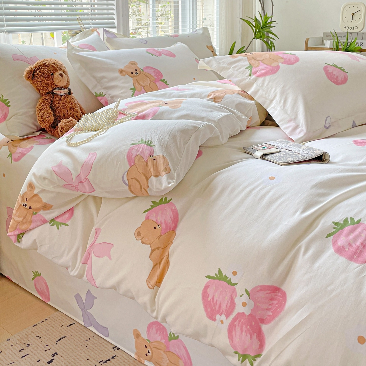 91家纺网 家纺一手货源 找家纺 文黛家居 2025新款全棉喷气印花全棉纯棉印花系列单品被套被套单件单被套 草莓熊-米