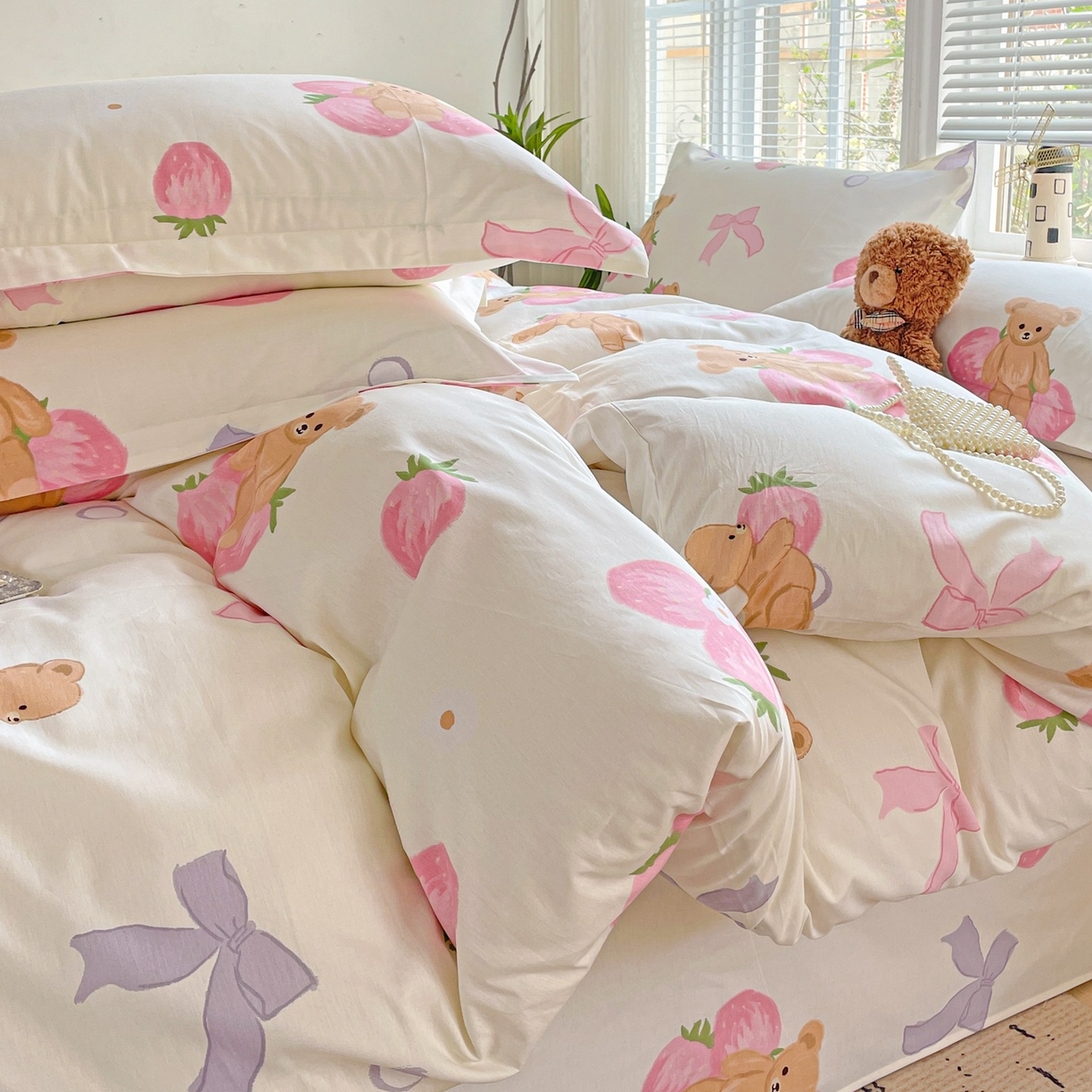 91家纺网 家纺一手货源 找家纺 文黛家居 2025新款全棉喷气印花全棉纯棉印花系列单品被套被套单件单被套 草莓熊-米