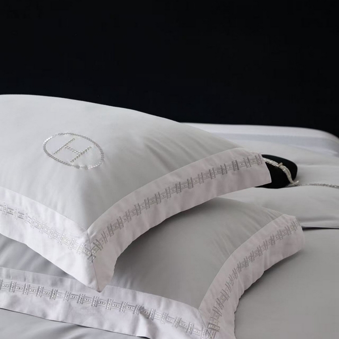 91家纺网 家纺一手货源 找家纺 嘉汀兰家居 2025新款长绒棉磨毛四件套—蔓莎 灰色