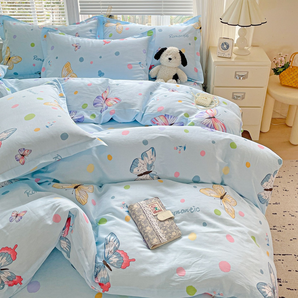 91家纺网 家纺一手货源 找家纺 文黛家居 2025新款全棉喷气印花全棉纯棉印花系列四件套 蝶舞-兰