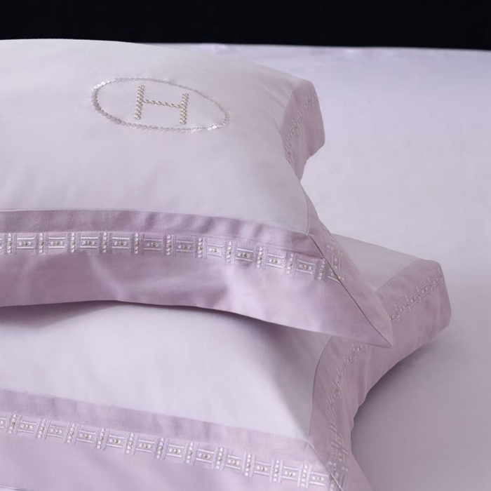 91家纺网 家纺一手货源 找家纺 嘉汀兰家居 2025新款长绒棉磨毛四件套—蔓莎 紫色