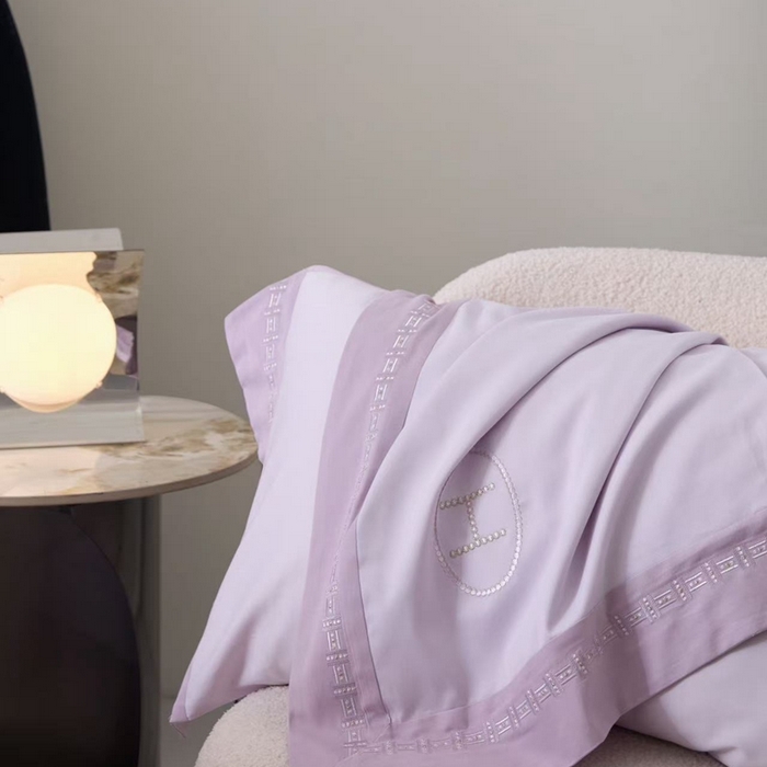 91家纺网 家纺一手货源 找家纺 嘉汀兰家居 2025新款长绒棉磨毛四件套—蔓莎 紫色