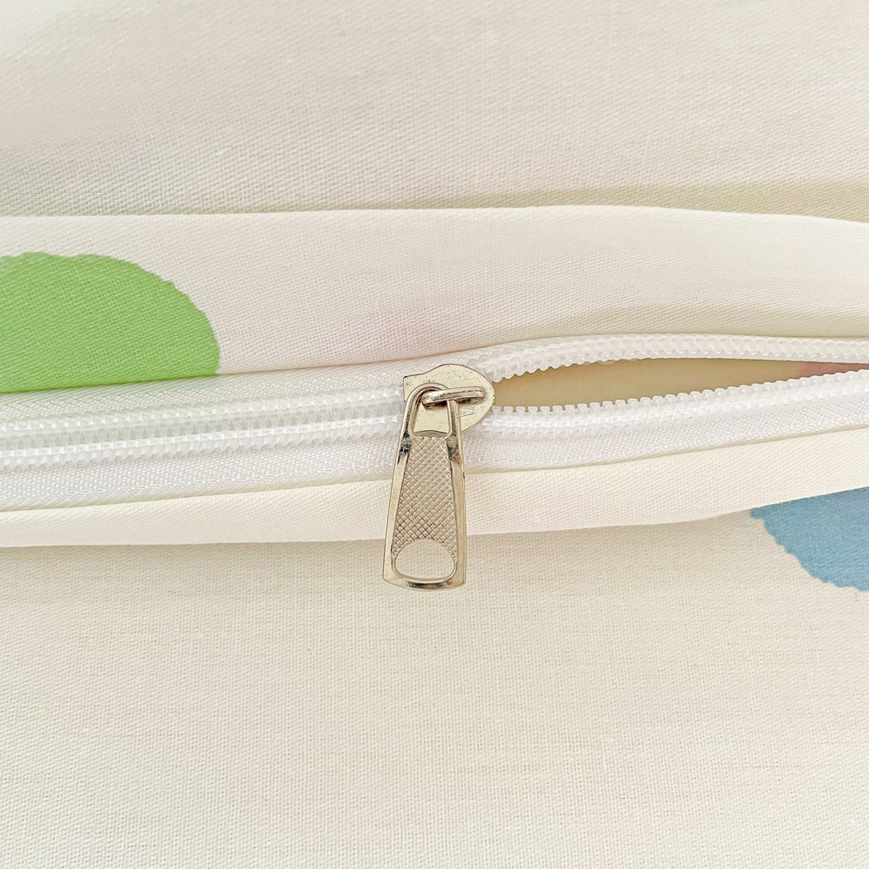 91家纺网 家纺一手货源 找家纺 文黛家居 2025新款全棉喷气印花全棉纯棉印花系列四件套 蝶舞-米黄