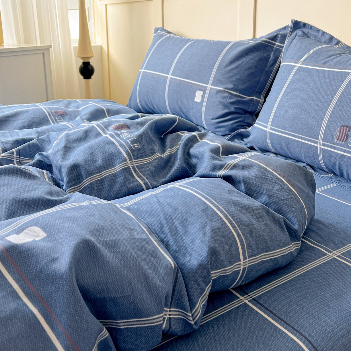 91家纺网 家纺一手货源 找家纺 文黛家居 2025新款全棉喷气印花全棉纯棉印花系列四件套 格韵