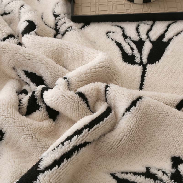 91家纺网 家纺一手货源 找家纺 卡奥家纺 2025新款双层提花复合欧棉绒毛毯 丛趣