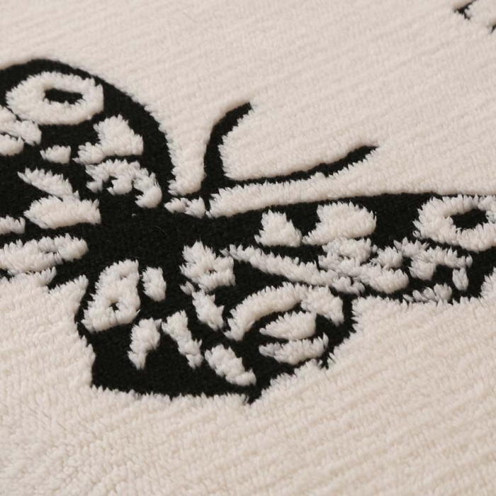 91家纺网 家纺一手货源 找家纺 卡奥家纺 2025新款双层提花复合欧棉绒毛毯 蝶颜