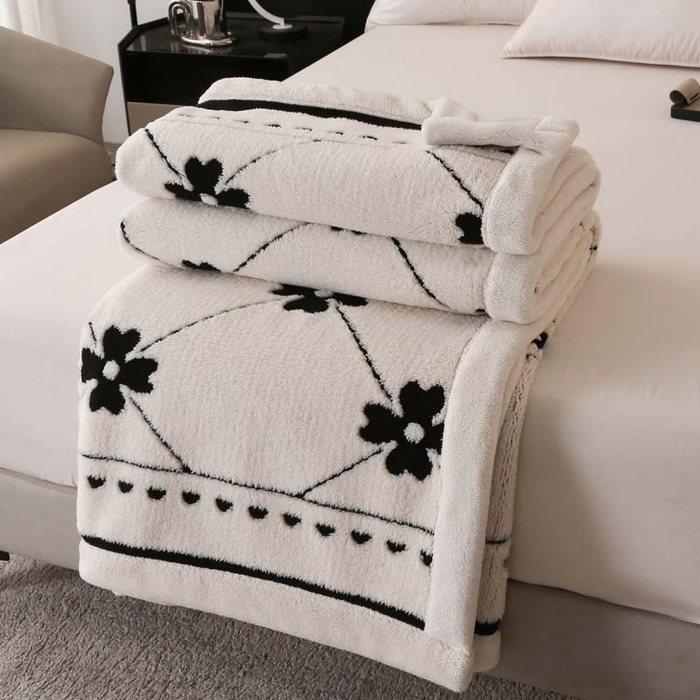 卡奥家纺 2025新款双层提花复合欧棉绒毛毯 花婉