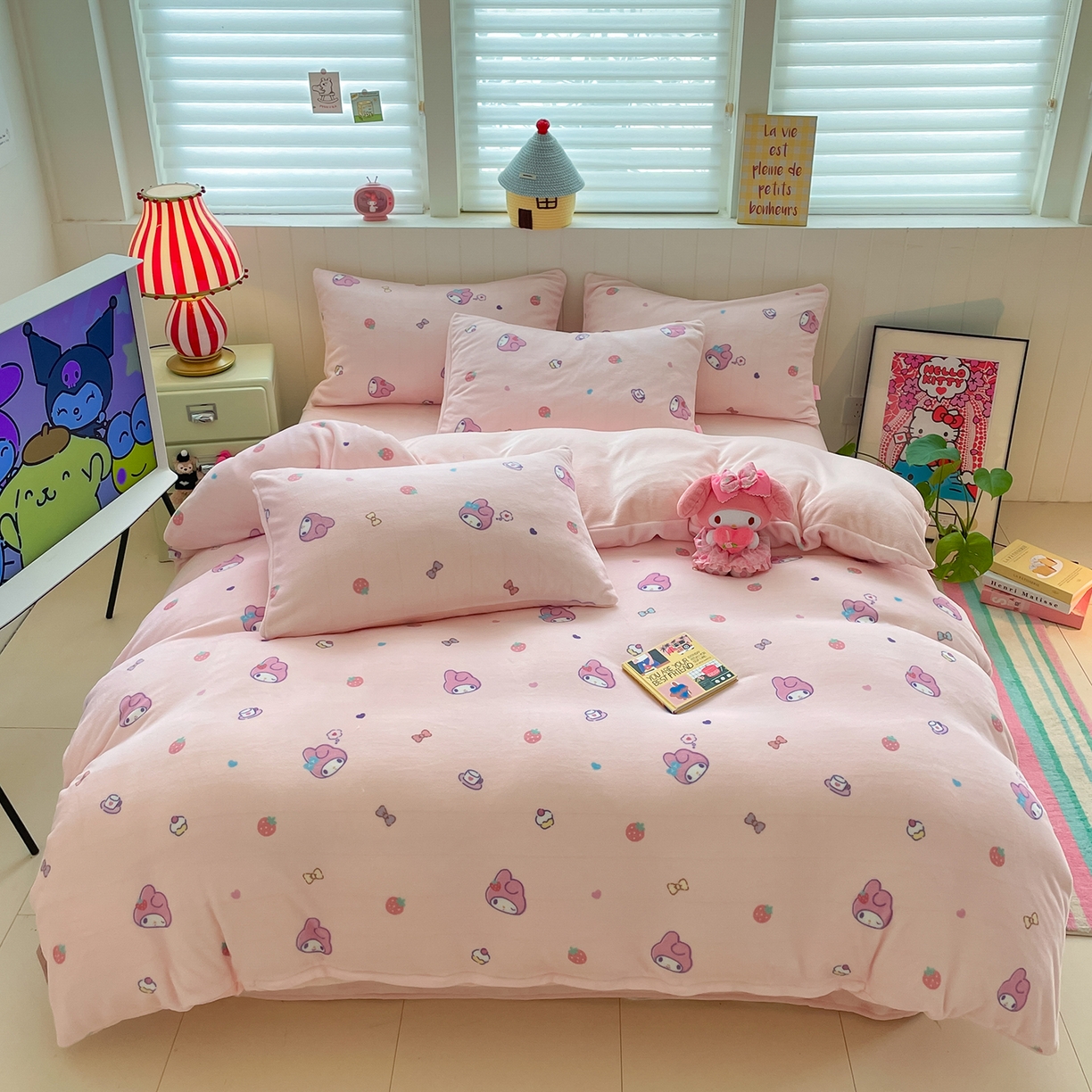 91家纺网 家纺一手货源 找家纺 （总）桃子家居 2025新款A类正版三丽鸥授权卡通加厚高克重牛奶绒系列四件套