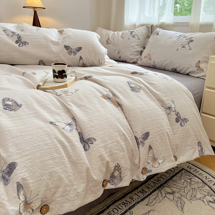 91家纺网 家纺一手货源 找家纺 优佳优品 2025秋冬新款A类高克重亚麻复古侘季风复麻系列四件套 蝶梦浅纱