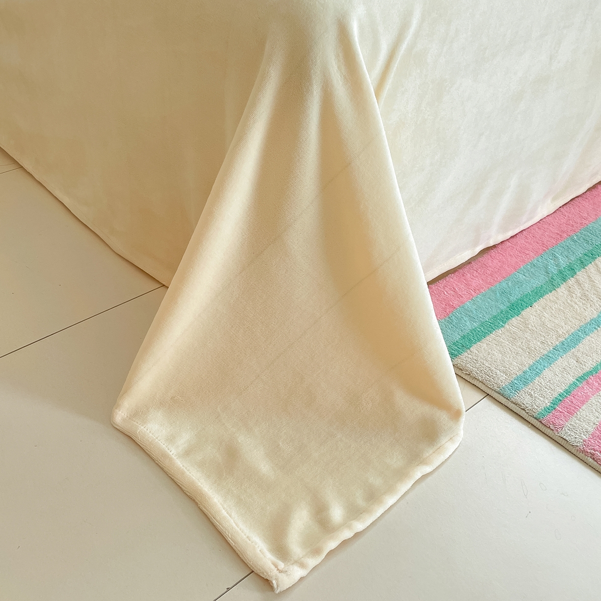 91家纺网 家纺一手货源 找家纺 桃子家居 2025新款A类正版三丽鸥授权卡通加厚高克重牛奶绒系列四件套 绒三丽鸥-粉梦kitty