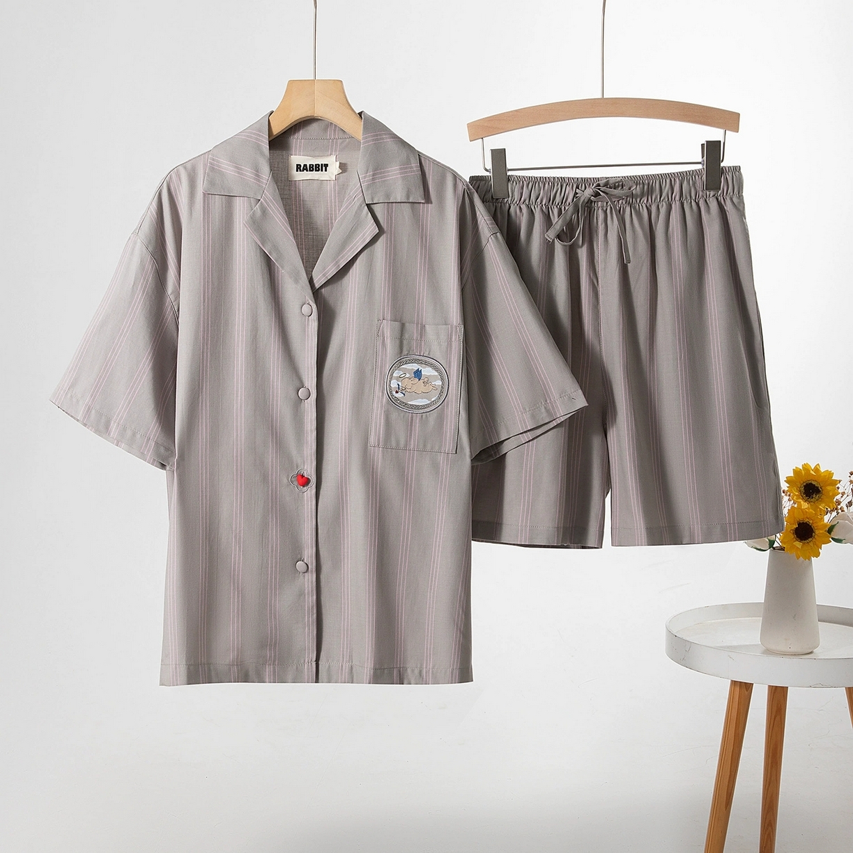 91家纺网 家纺一手货源 找家纺 （总）观月轩家纺 2025新款天丝棉情侣款短袖短裤套装-小兔有爱