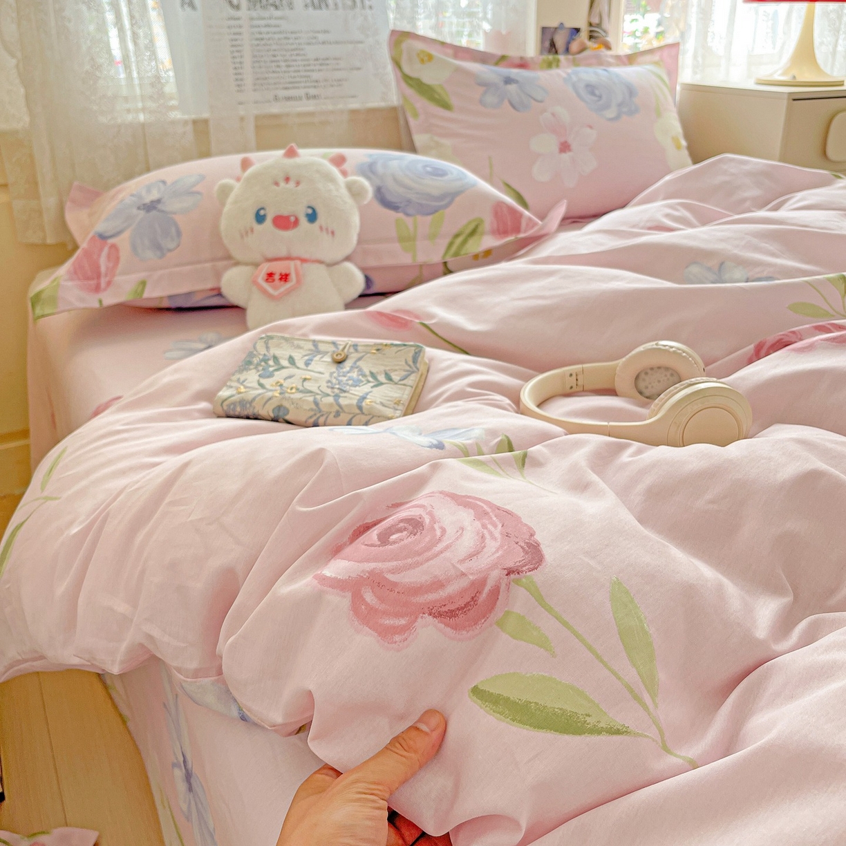 91家纺网 家纺一手货源 找家纺 文黛家居 2025新款全棉喷气印花全棉纯棉印花系列四件套 珍妮花园