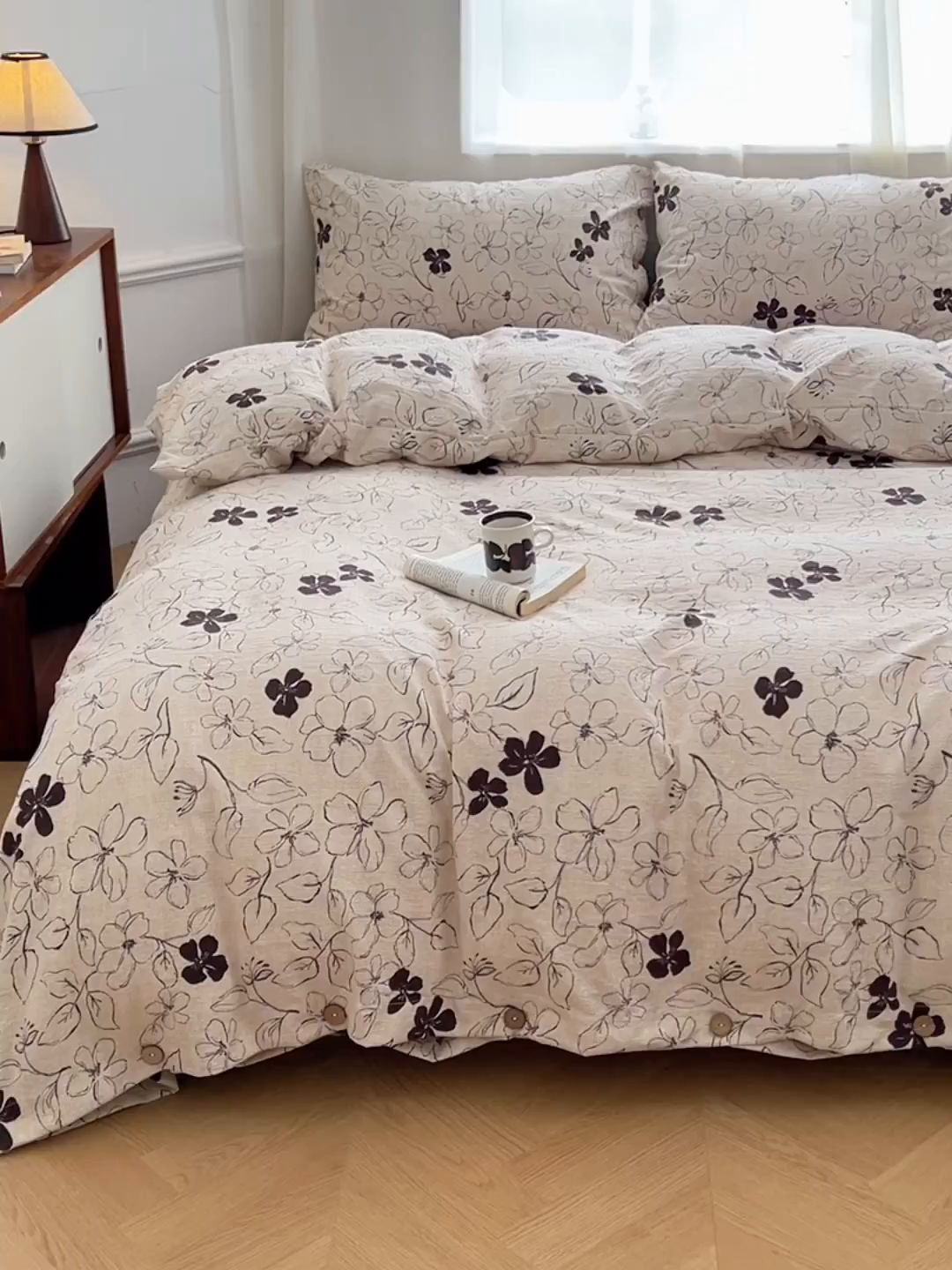 91家纺网 家纺一手货源 找家纺 优佳优品 2025秋冬新款A类高克重亚麻复古侘季风复麻系列四件套 素帛花影