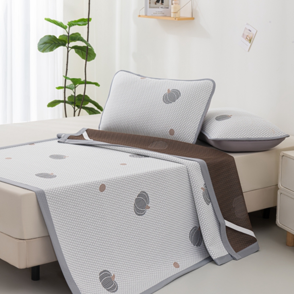 91家纺网 家纺一手货源 找家纺 观月轩家纺 2025新款亲肤舒适冰豆豆凉席席子三件套 南瓜灰