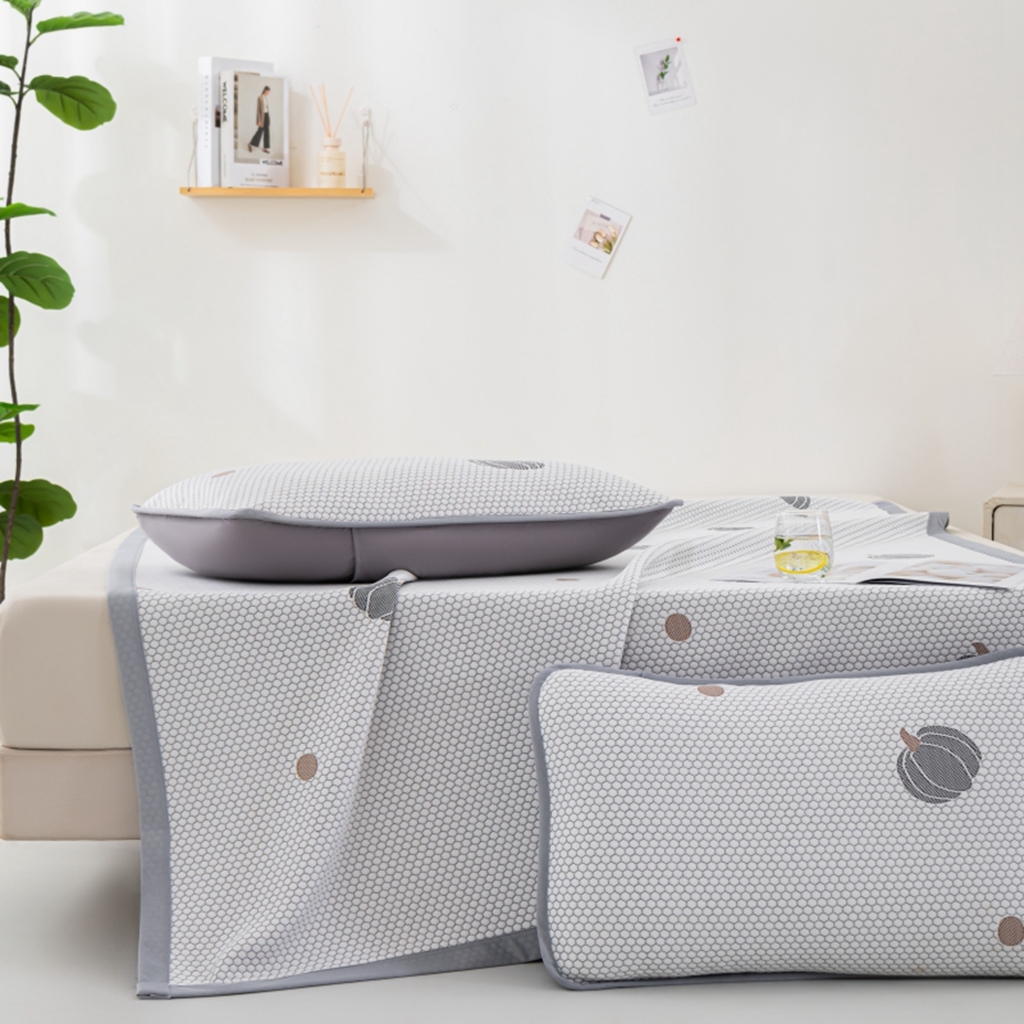 91家纺网 家纺一手货源 找家纺 观月轩家纺 2025新款亲肤舒适冰豆豆凉席席子三件套 南瓜灰