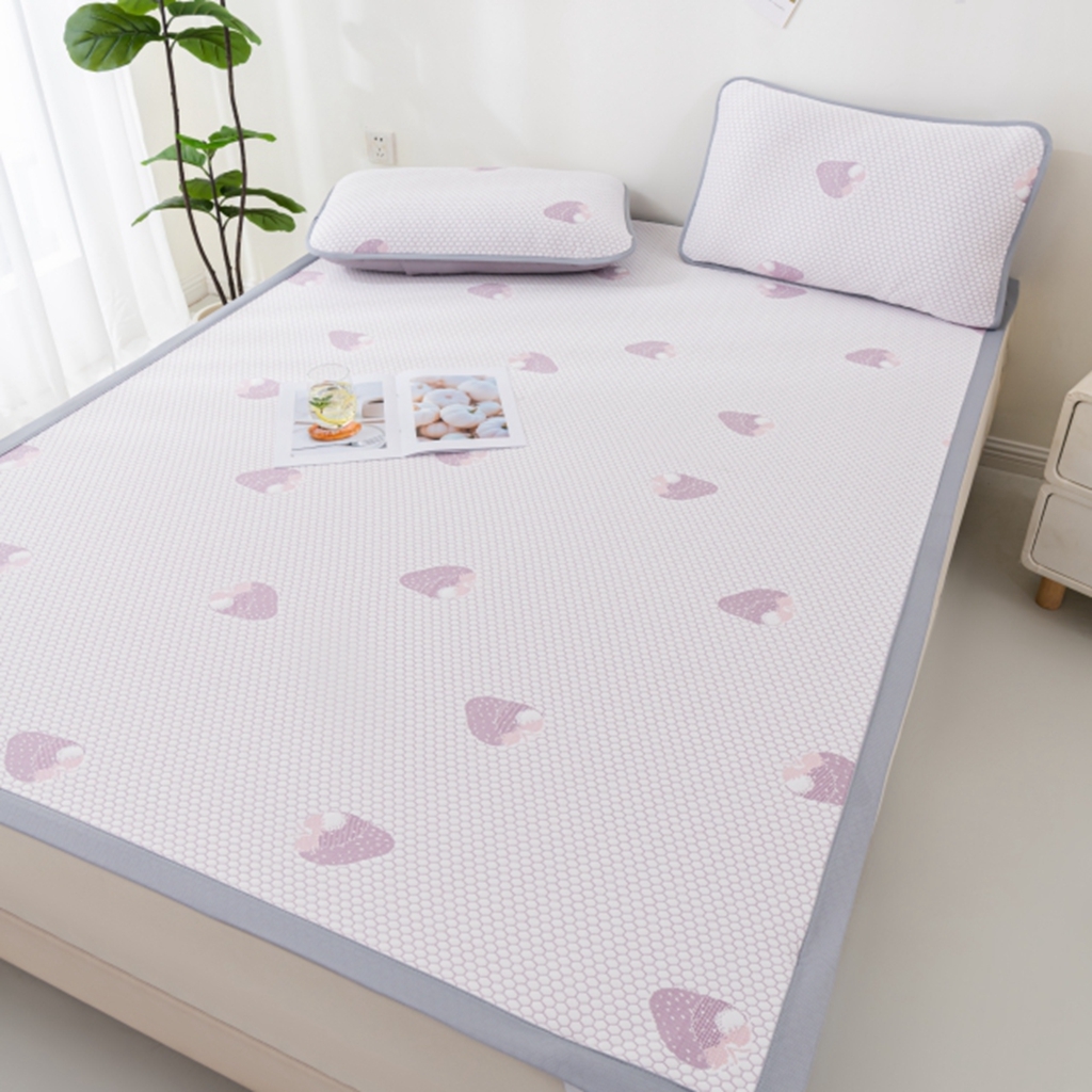 91家纺网 家纺一手货源 找家纺 观月轩家纺 2025新款亲肤舒适冰豆豆凉席席子三件套 草莓