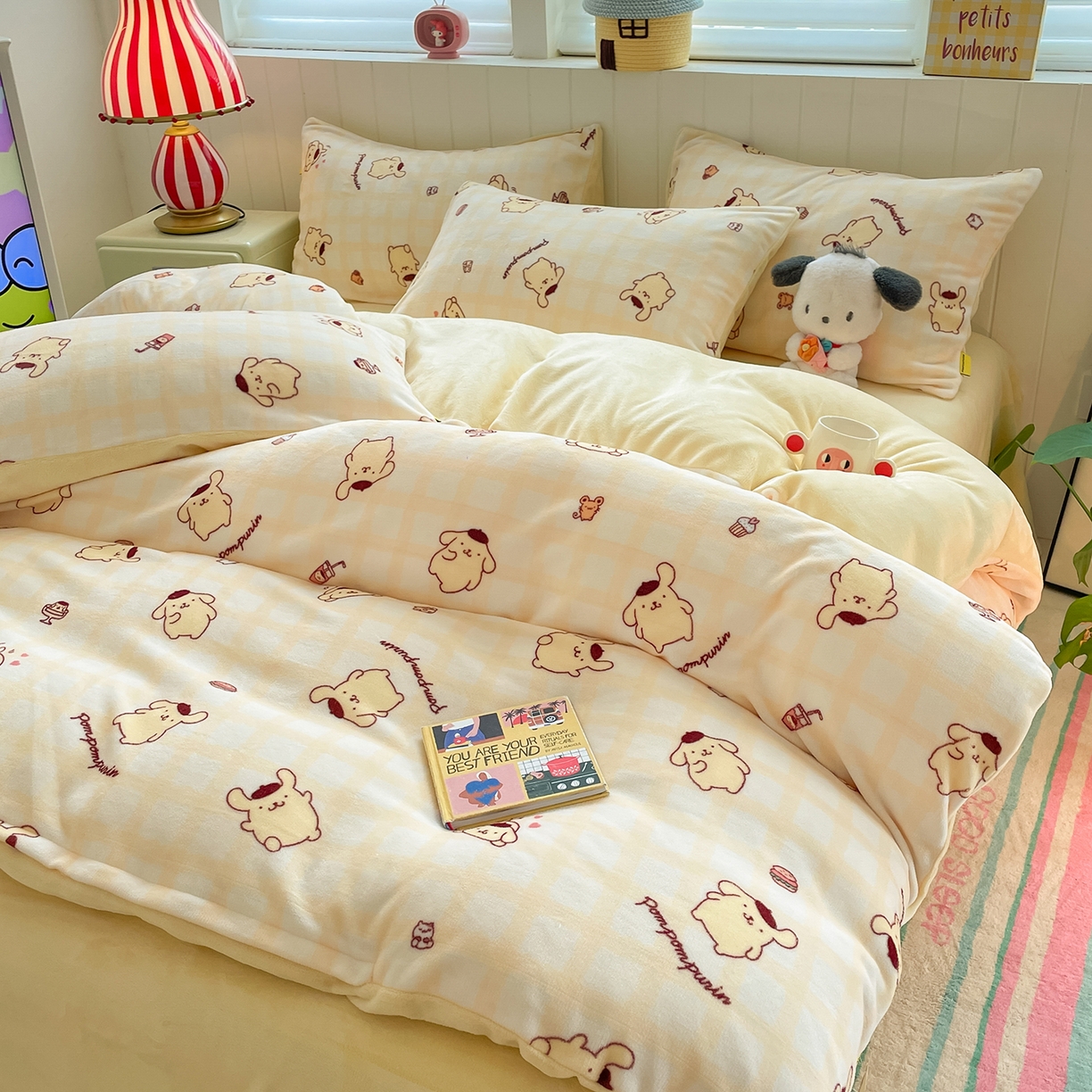 91家纺网 家纺一手货源 找家纺 桃子家居 2025新款A类正版三丽鸥授权卡通加厚高克重牛奶绒系列四件套 绒三丽鸥-黄油布丁狗