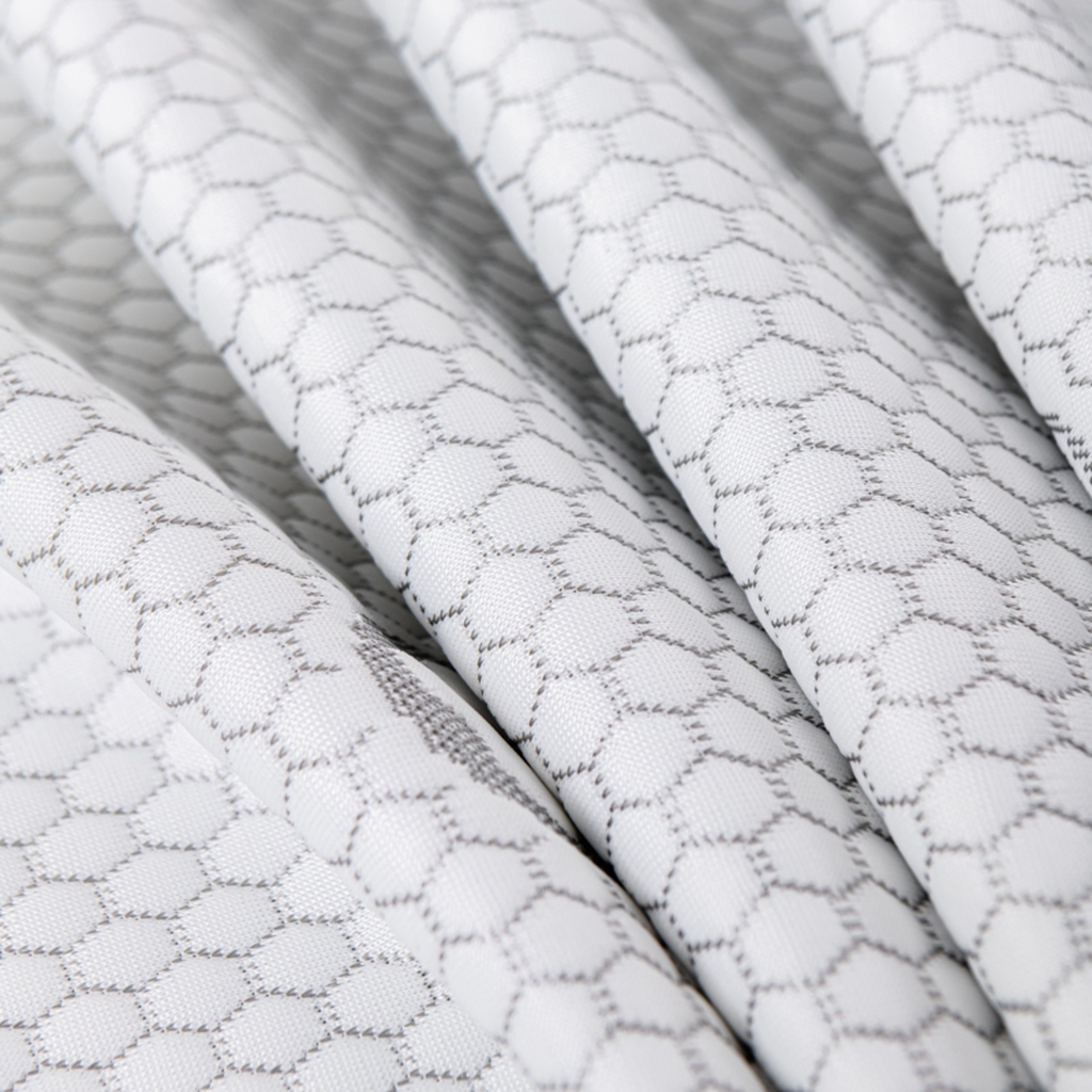 91家纺网 家纺一手货源 找家纺 观月轩家纺 2025新款亲肤舒适冰豆豆凉感席 凉席席子 暴力熊-浅灰色