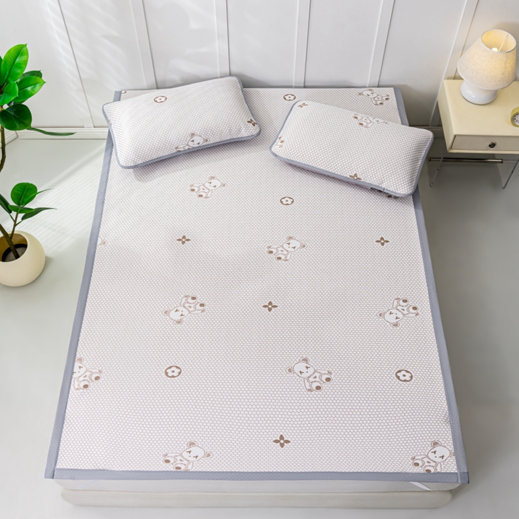 91家纺网 家纺一手货源 找家纺 观月轩家纺 2025新款亲肤舒适冰豆豆凉感席 凉席席子 暴力熊-浅咖色