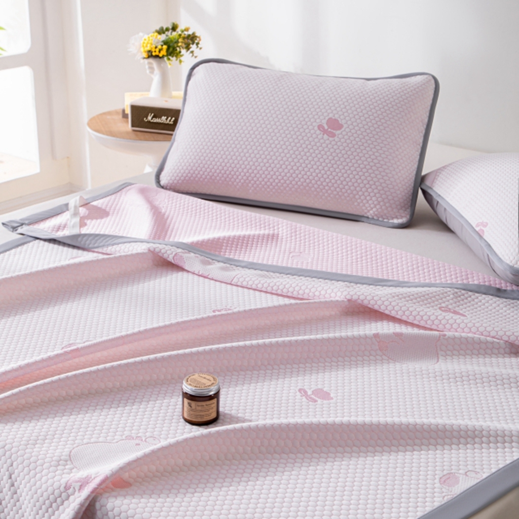 91家纺网 家纺一手货源 找家纺 观月轩家纺 2025新款亲肤舒适冰豆豆凉感席 凉席席子 卡皮巴拉-藕粉色